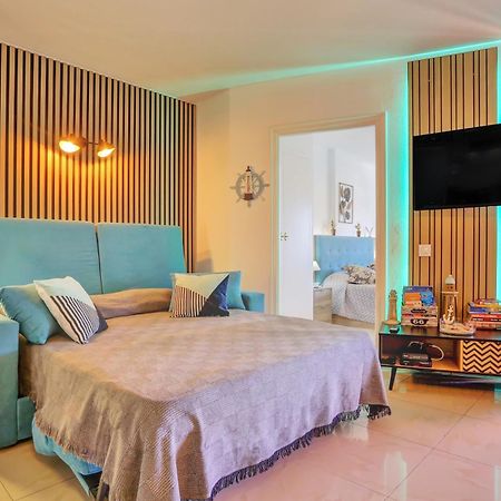Ferienwohnung Luxory Dreamy Sunset, Seafront, Direct Access To The Promenade,Wifi,Pool,Free Parking Los Cristianos  Exterior foto