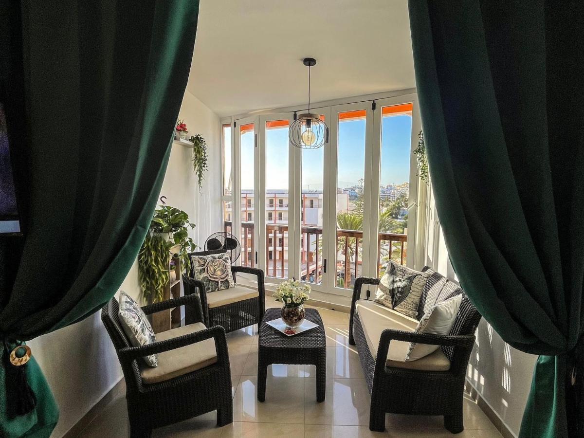Ferienwohnung Luxory Dreamy Sunset, Seafront, Direct Access To The Promenade,Wifi,Pool,Free Parking Los Cristianos  Exterior foto