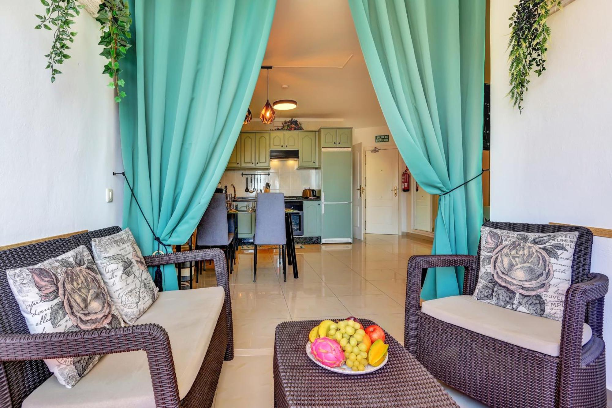 Ferienwohnung Luxory Dreamy Sunset, Seafront, Direct Access To The Promenade,Wifi,Pool,Free Parking Los Cristianos  Exterior foto