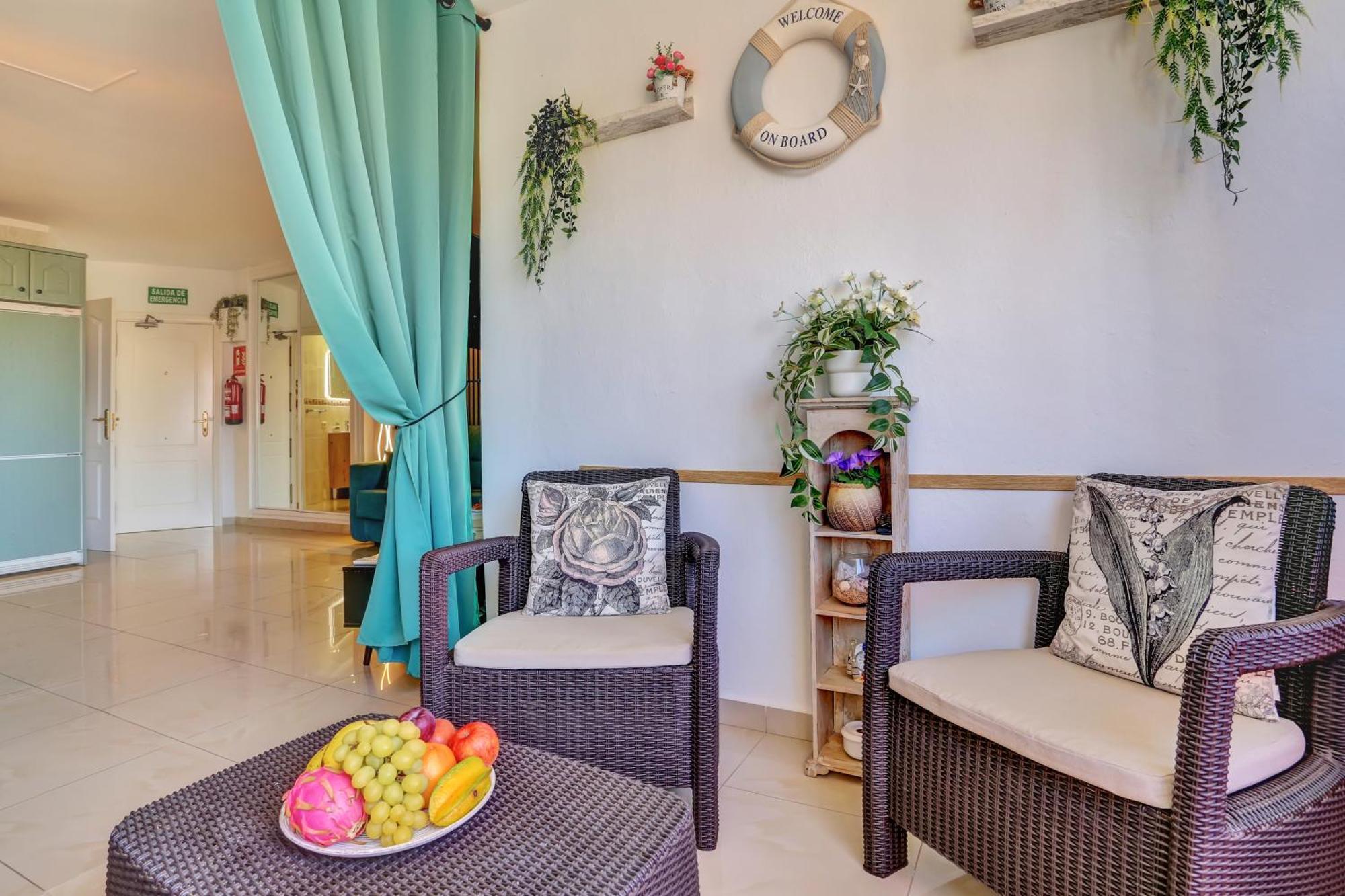 Ferienwohnung Luxory Dreamy Sunset, Seafront, Direct Access To The Promenade,Wifi,Pool,Free Parking Los Cristianos  Exterior foto