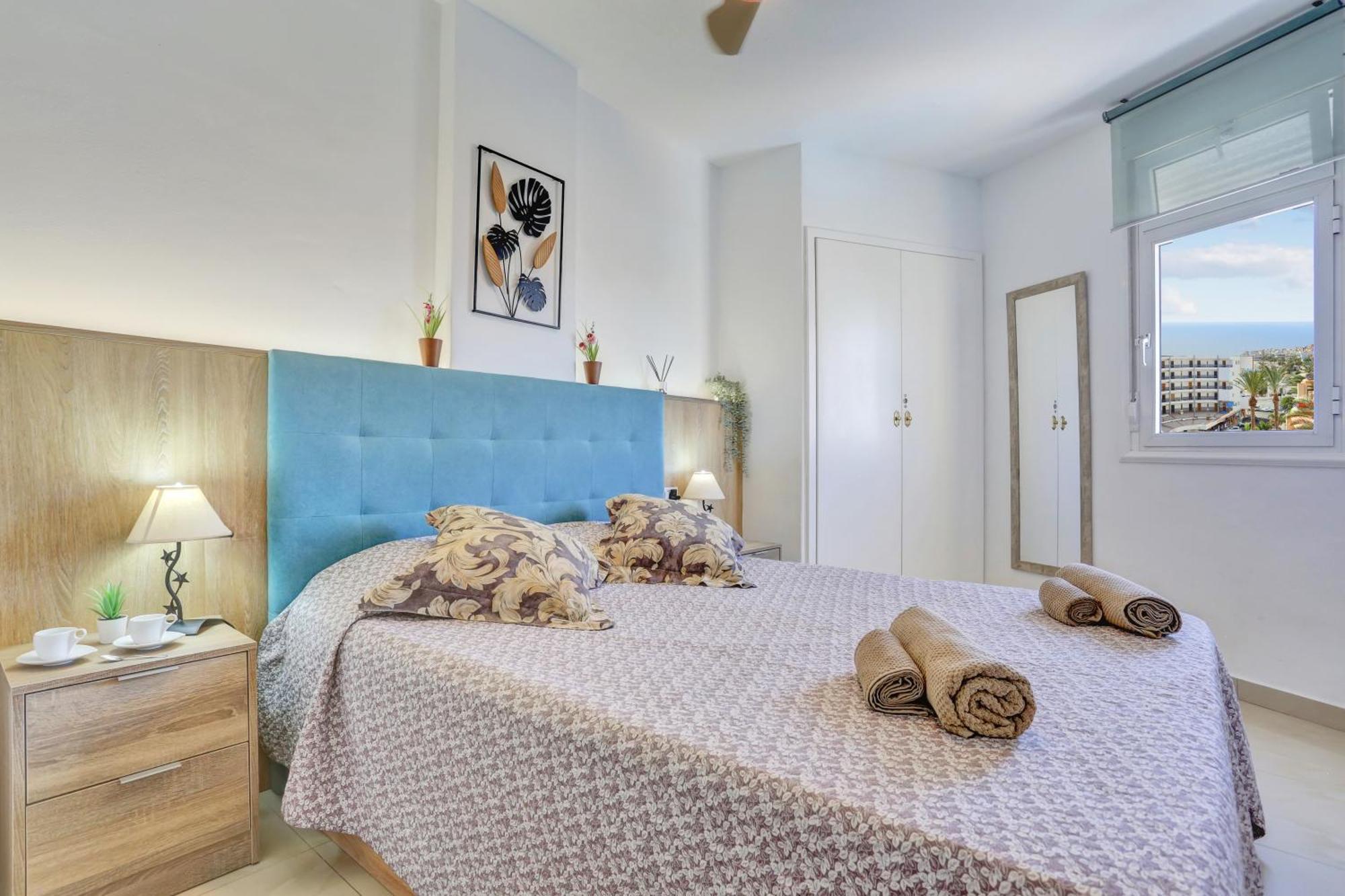Ferienwohnung Luxory Dreamy Sunset, Seafront, Direct Access To The Promenade,Wifi,Pool,Free Parking Los Cristianos  Exterior foto