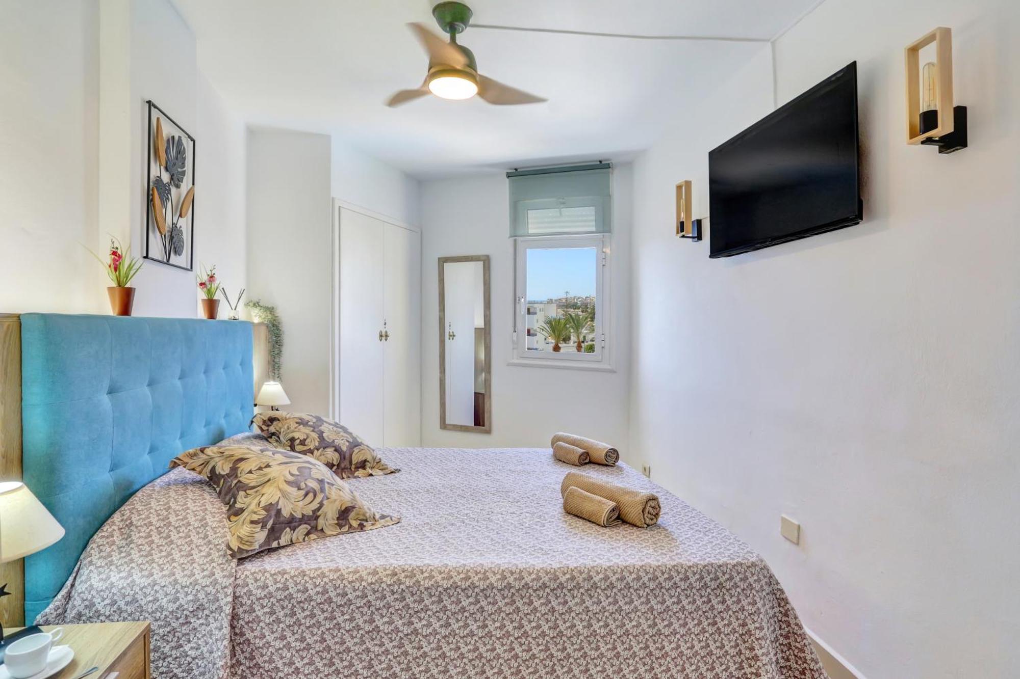 Ferienwohnung Luxory Dreamy Sunset, Seafront, Direct Access To The Promenade,Wifi,Pool,Free Parking Los Cristianos  Exterior foto