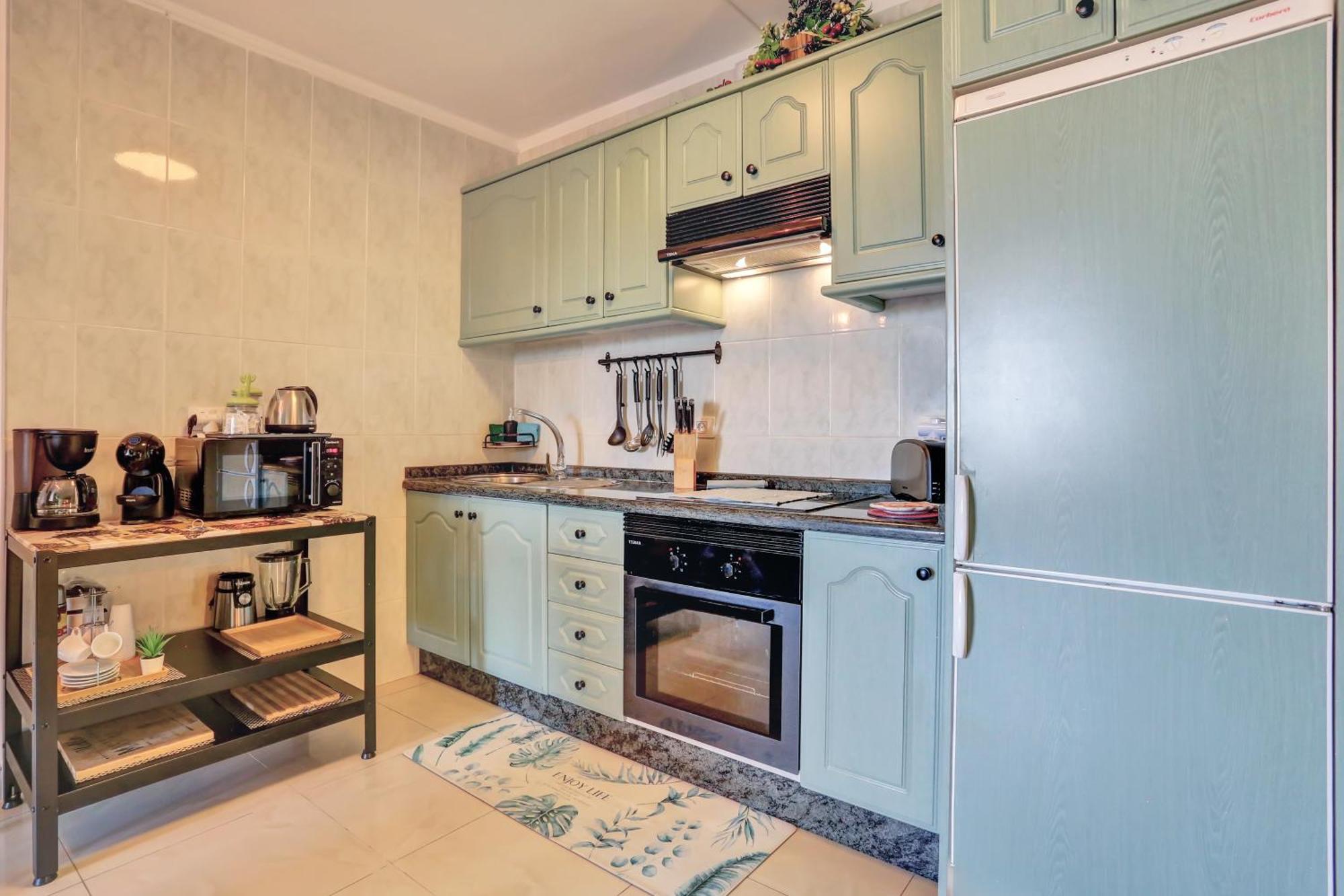 Ferienwohnung Luxory Dreamy Sunset, Seafront, Direct Access To The Promenade,Wifi,Pool,Free Parking Los Cristianos  Exterior foto
