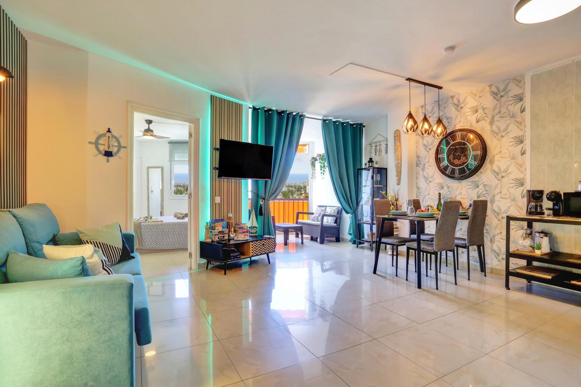 Ferienwohnung Luxory Dreamy Sunset, Seafront, Direct Access To The Promenade,Wifi,Pool,Free Parking Los Cristianos  Exterior foto